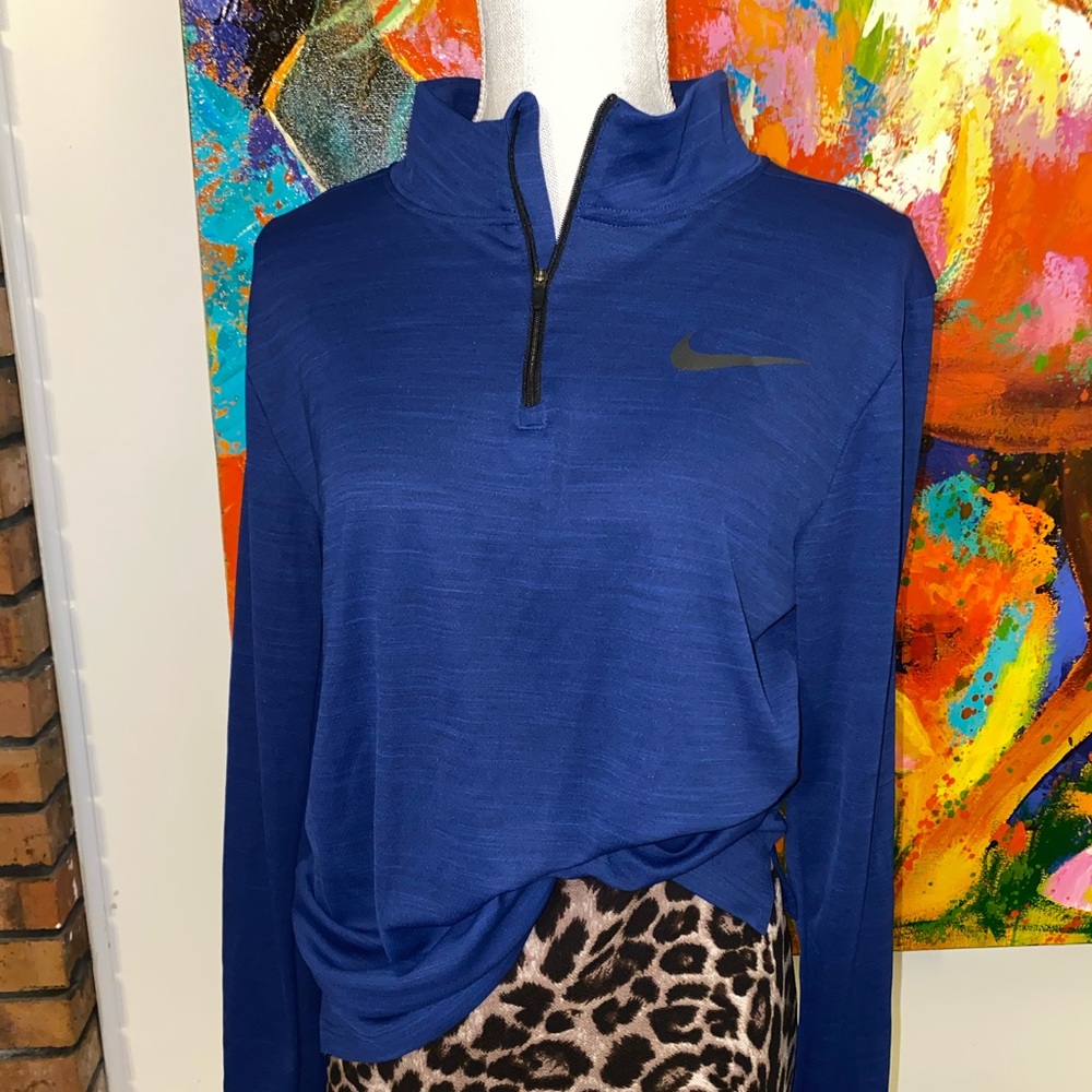 Nike pullover